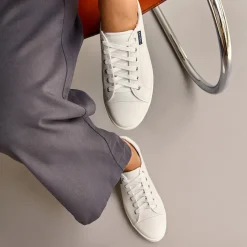 FRANKIE4 White Sneakers-Nat III